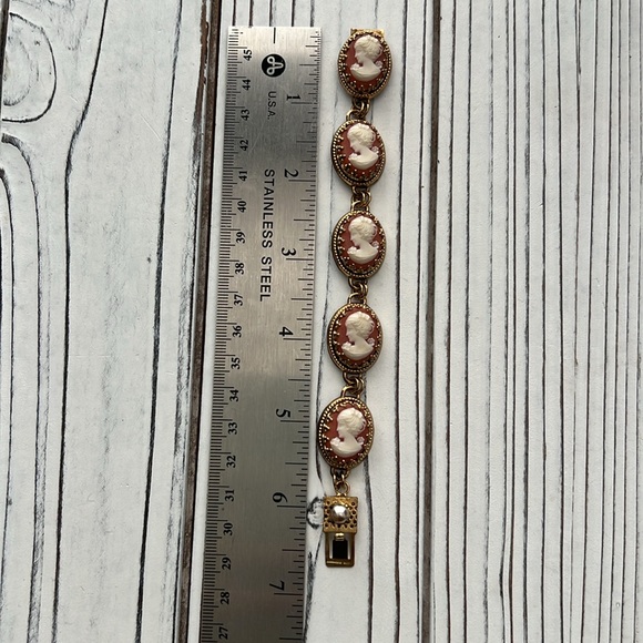 Antique Cameo Necklace and Bracelet - Picture 5 of 5